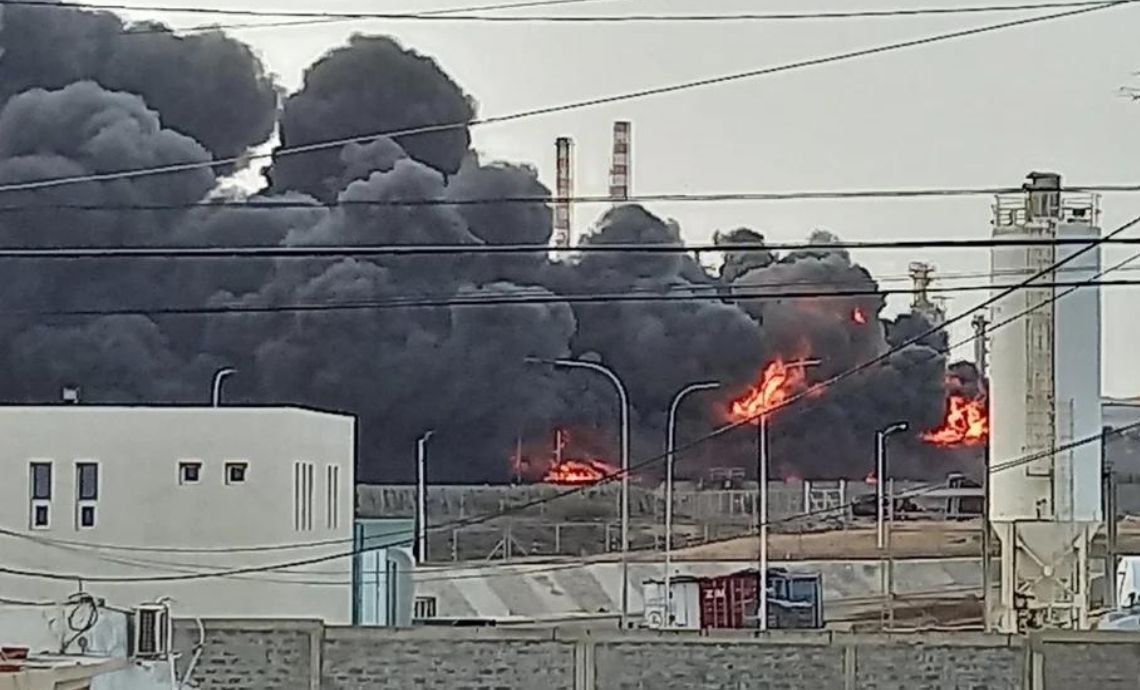 Falcón: incendio en la refinería Cardón fue sofocado y «no afectó las operaciones»
