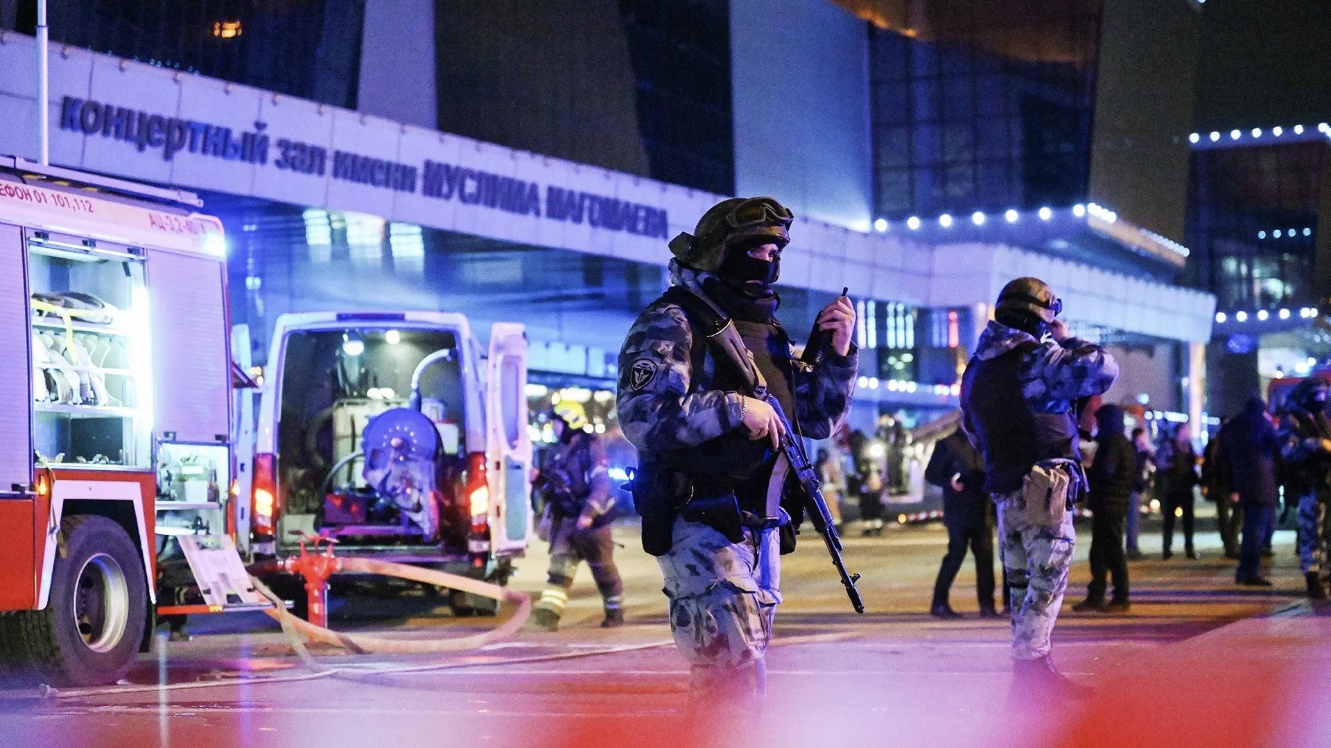 Van 11 detenidos: Lo que se sabe del tiroteo durante un concierto de rock en las afueras de Moscú