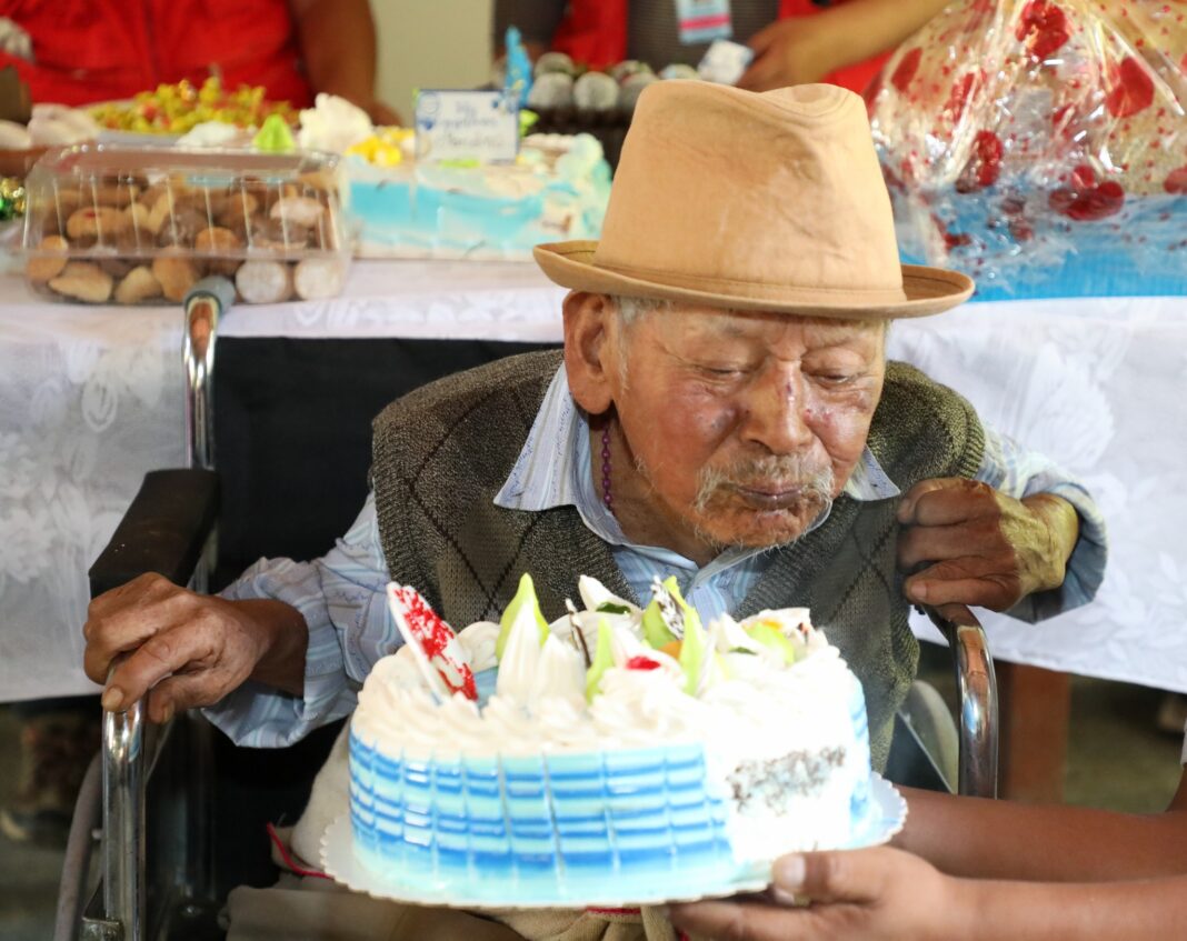 ¡Nació en 1900! Perú postula a centenario de 124 años para un récord Guinness
